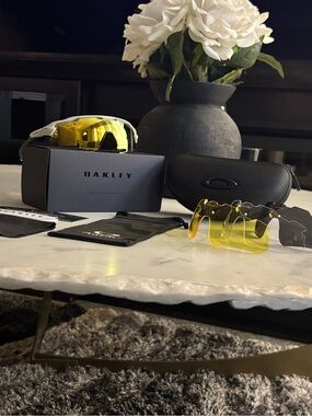 Oakley Radar Path Sunglasses with 3 Replacement lens